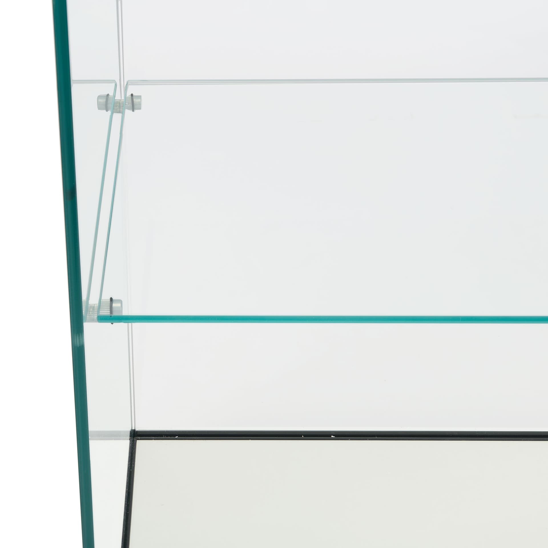 Retail glass wardrobe comes with fixed-position tempered glass shelf