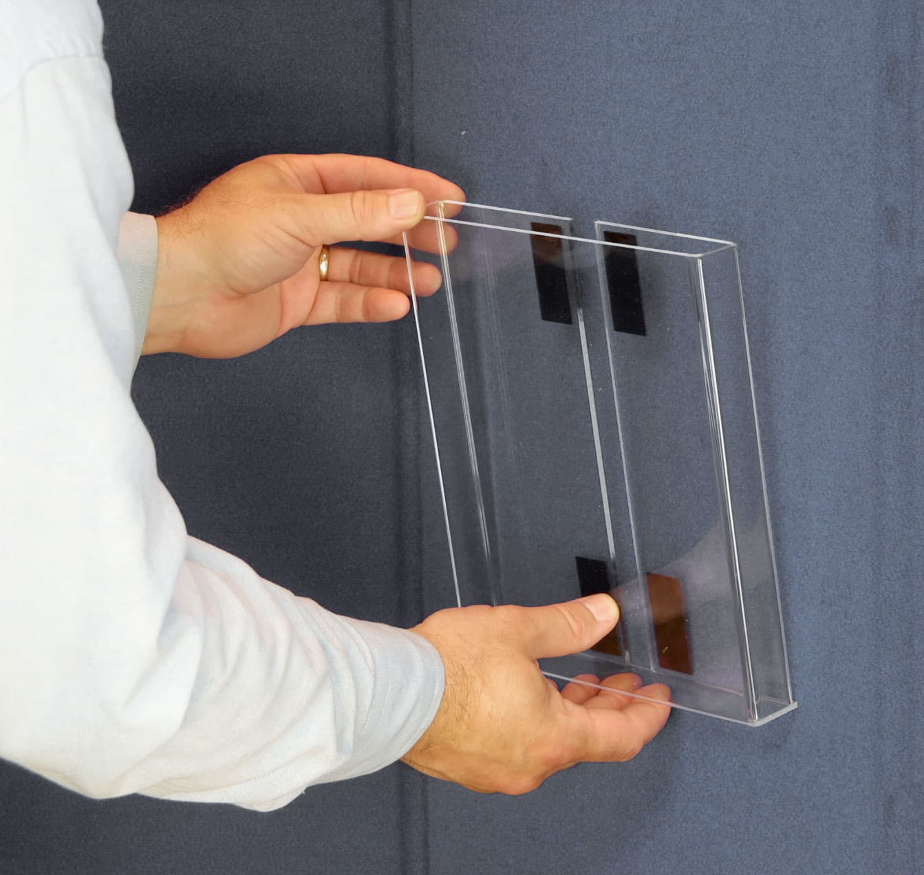 folding panel display