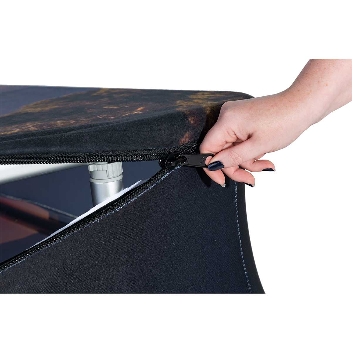 Beacon illuminated portable backdrop with push pin assembly 