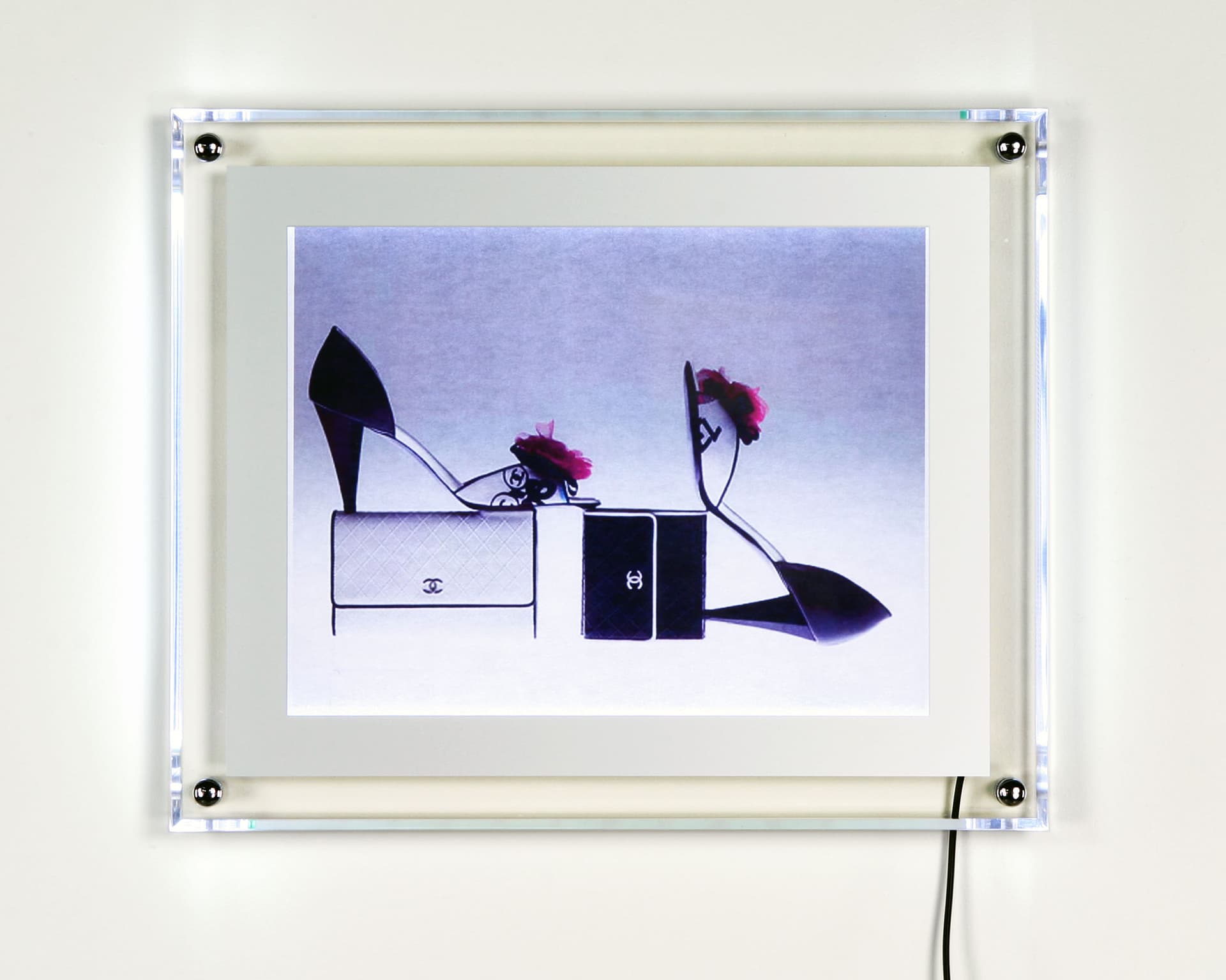 Backlit Picture Frame | Displays2Go