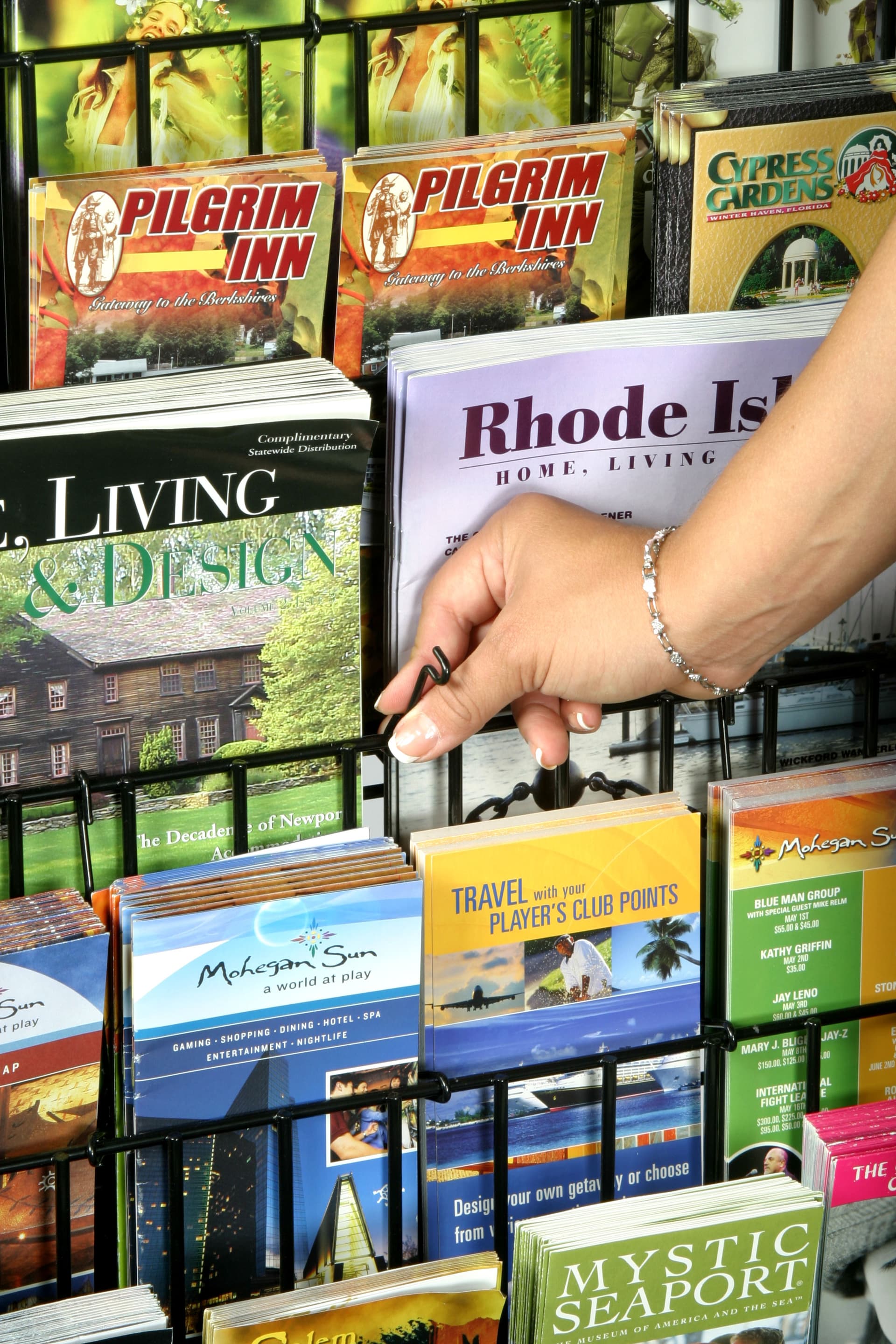 leaflet holder