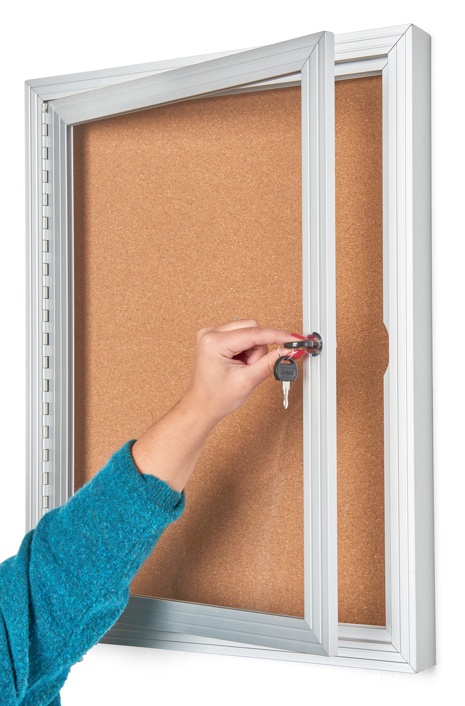 This enclosed aluminum bulletin board includes a set of keys