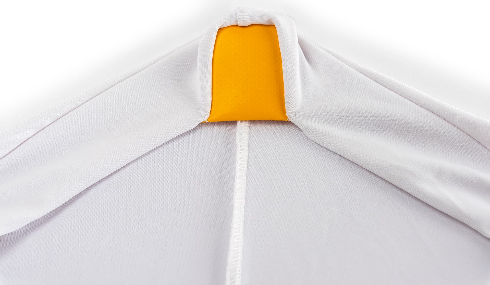 Bar height spandex table cover with elastic hemmed stitching 