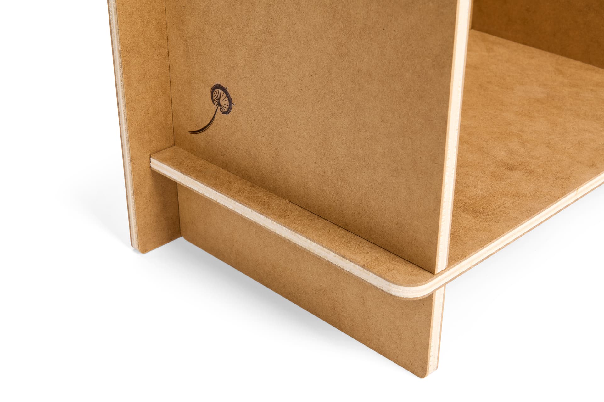 Collapsible podium with custom graphics and exclusive Dandelion branding