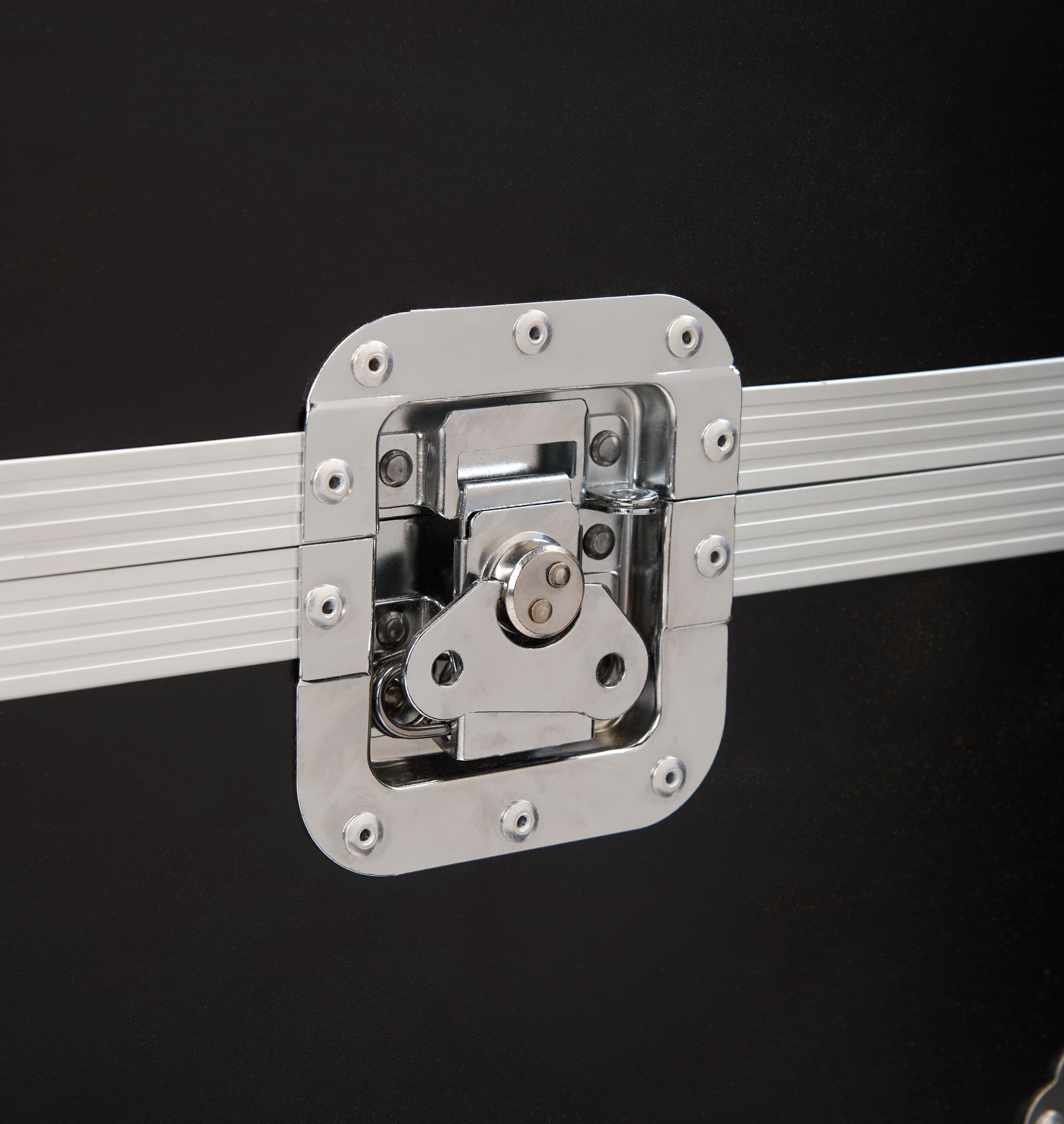 Storage Case for DE043NLW with locking butterfly latches