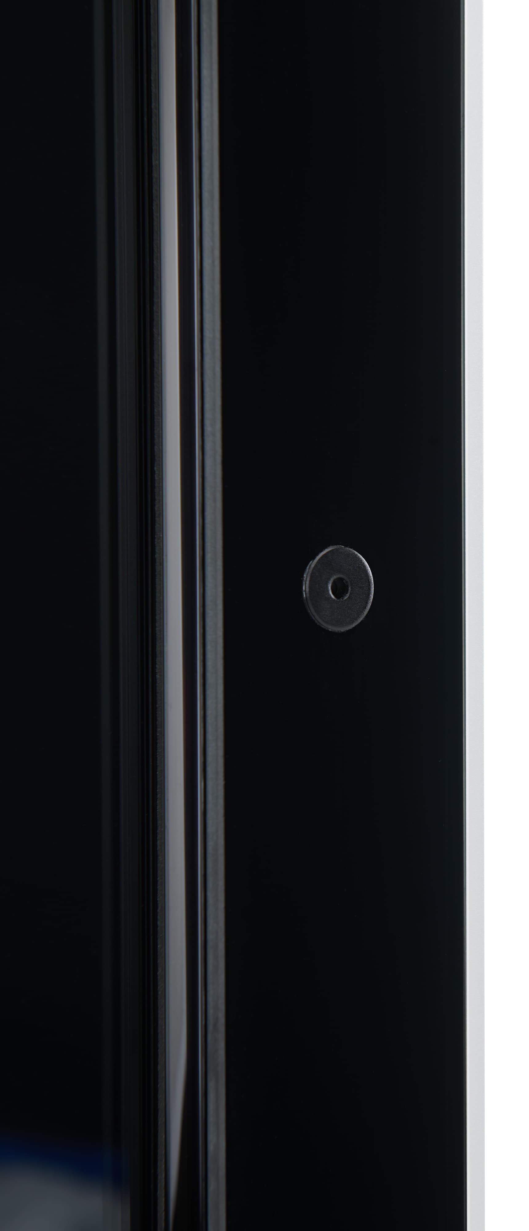 Interactive video kiosk with a 30 decibel noise reduction microphone