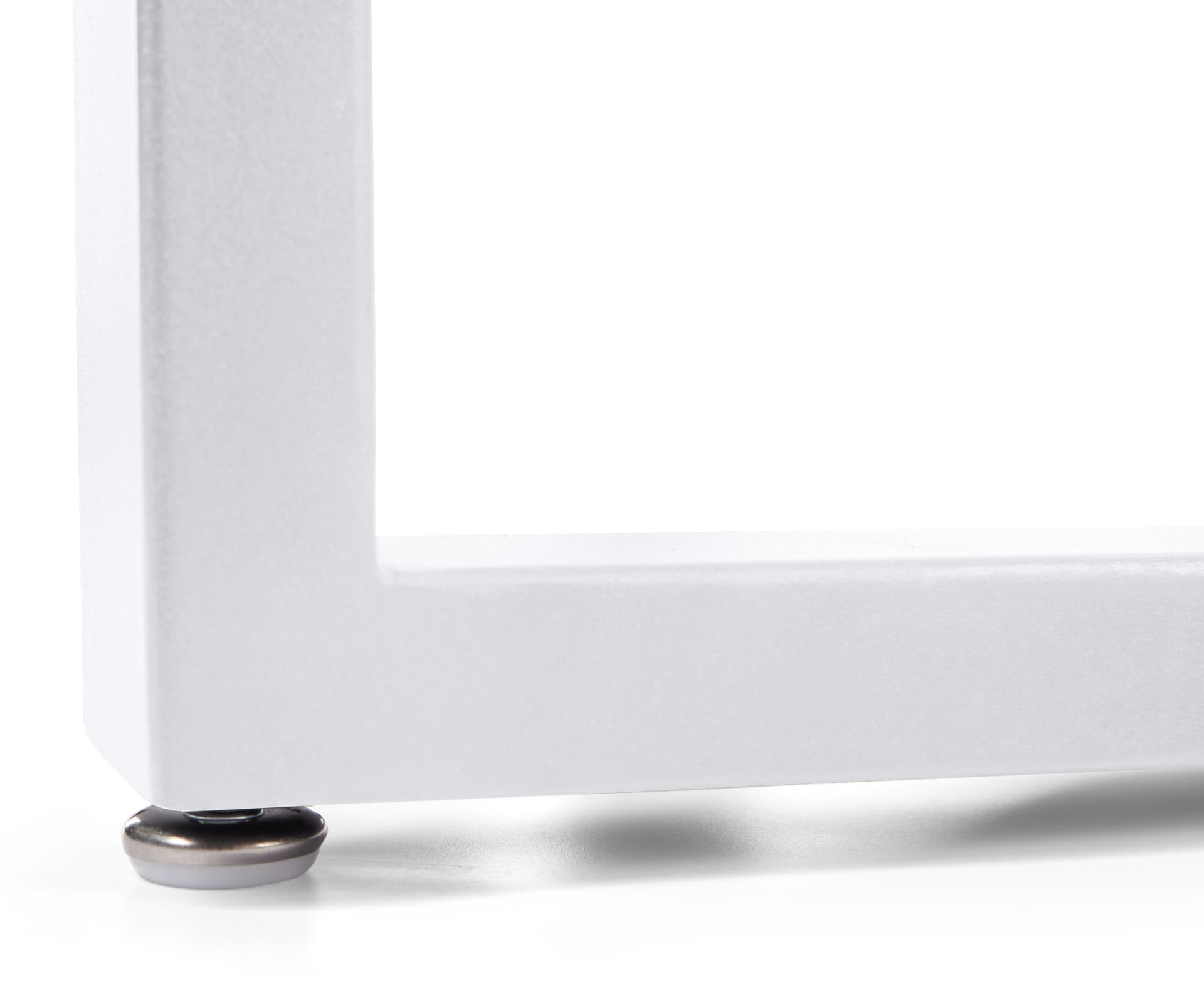 Interactive touch screen kiosk with four floor levelers 