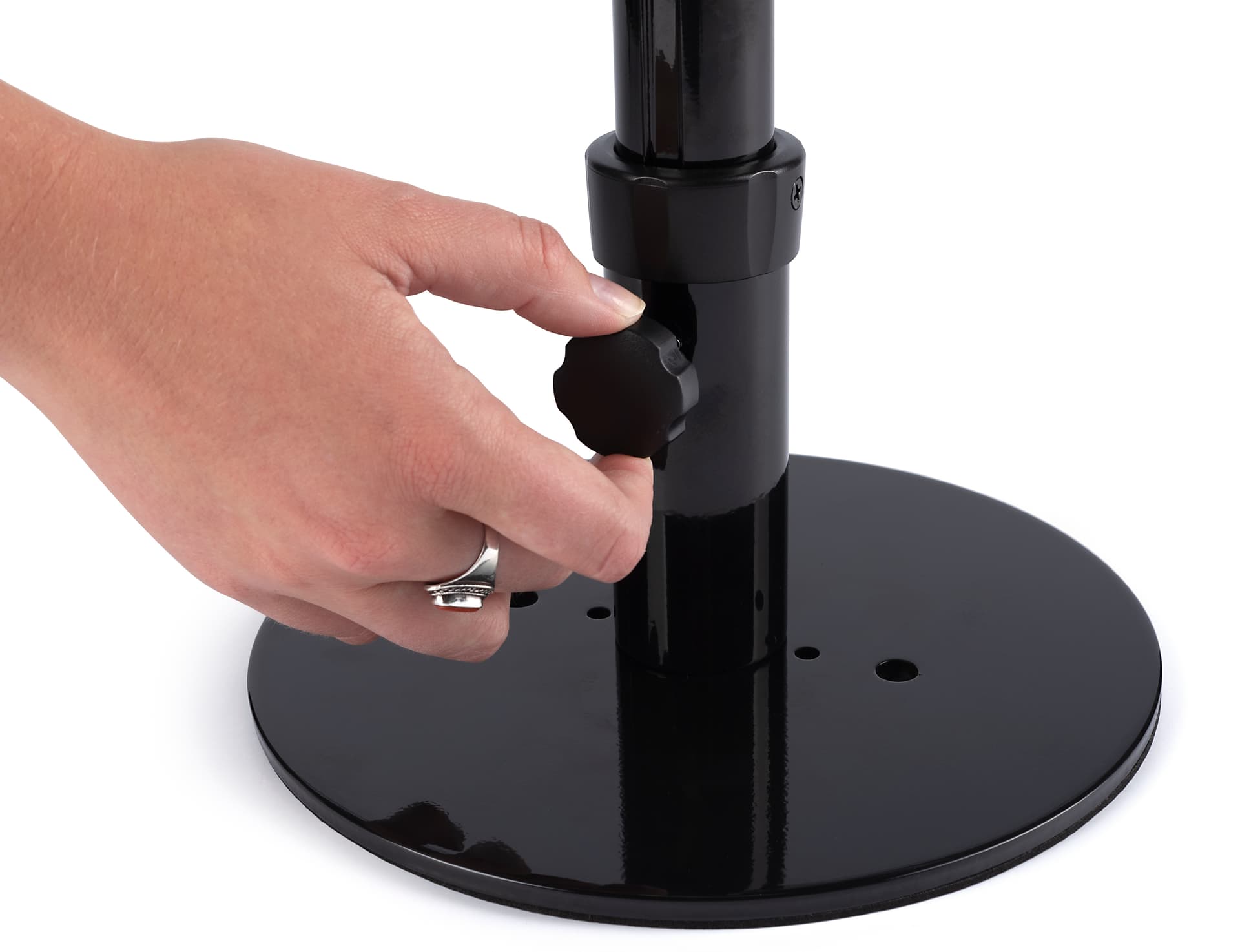 Adjustable countertop temperature screening device with knob to adjust height