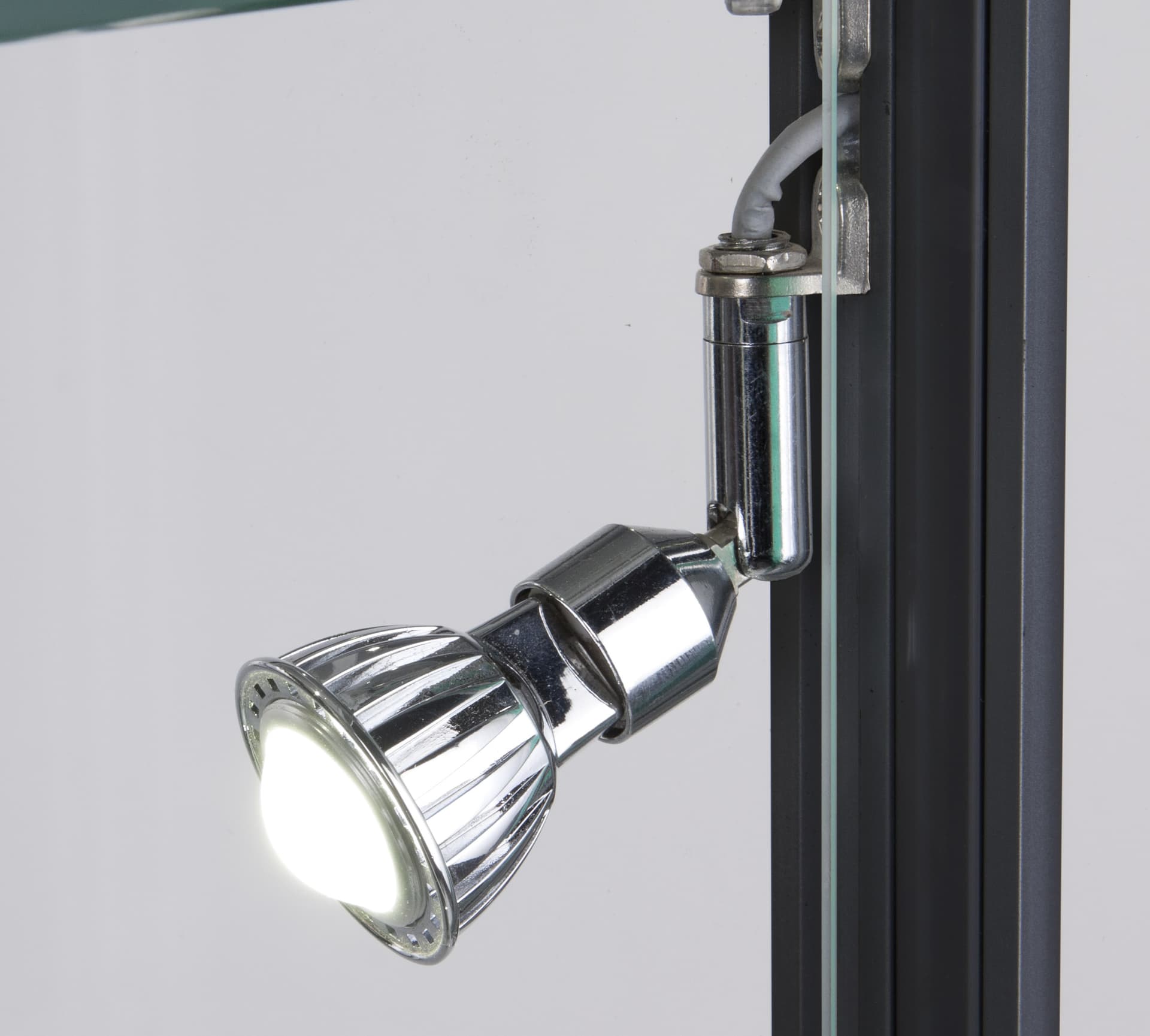 locking showcase