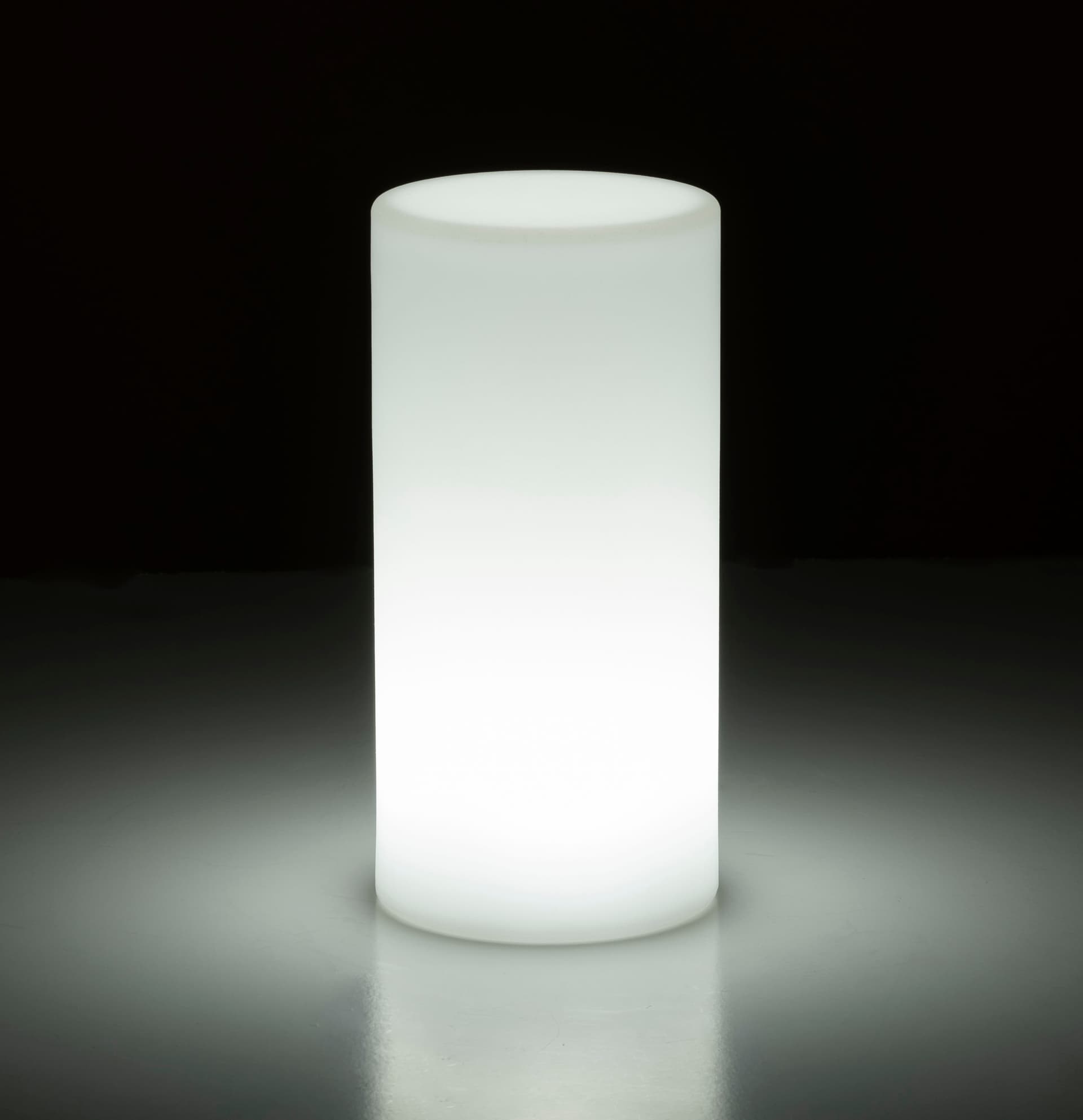 LED table light cylinder with rechargeable battery