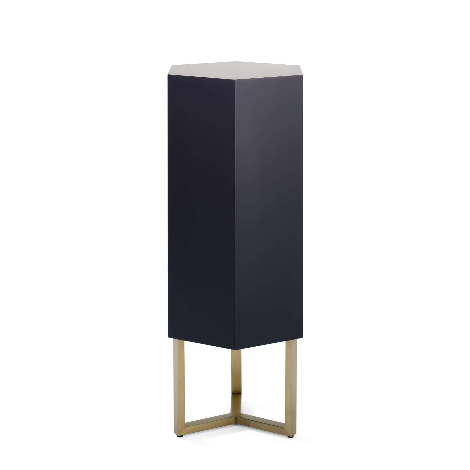 Floor standing pedestal with compact footprint