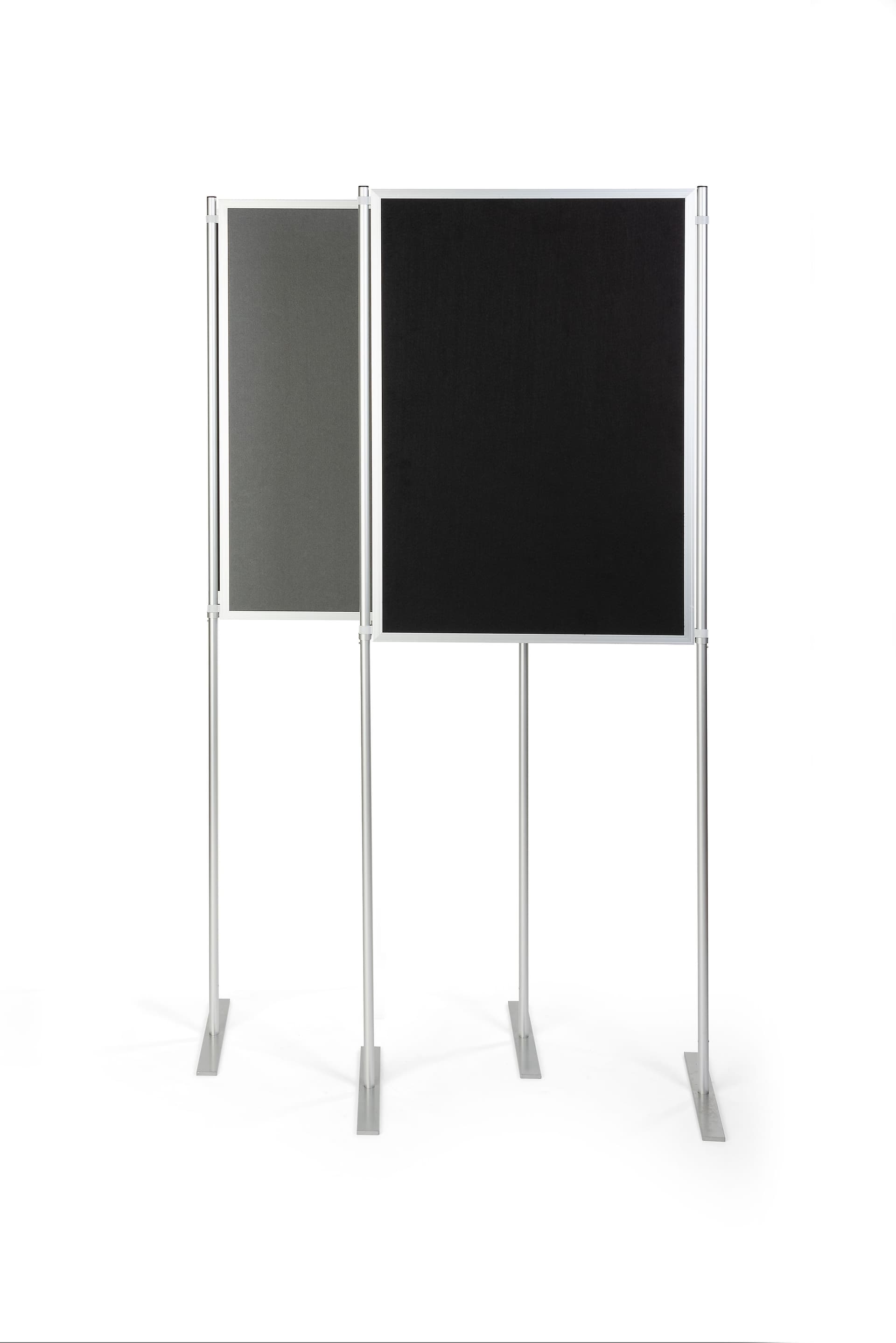 Single freestanding folding portable backdrop panels