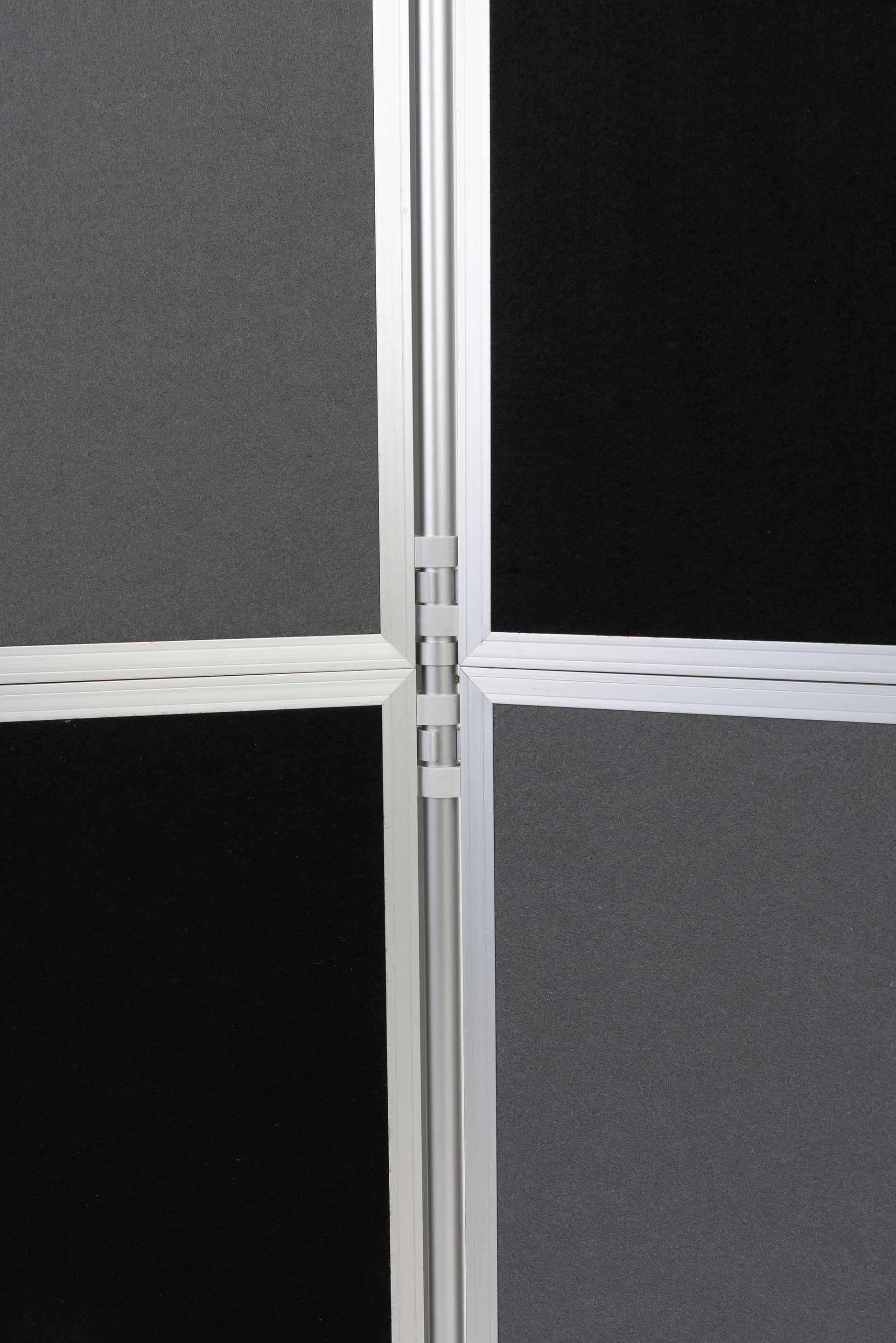 Folding portable backdrop panels with dual-sided display panels 