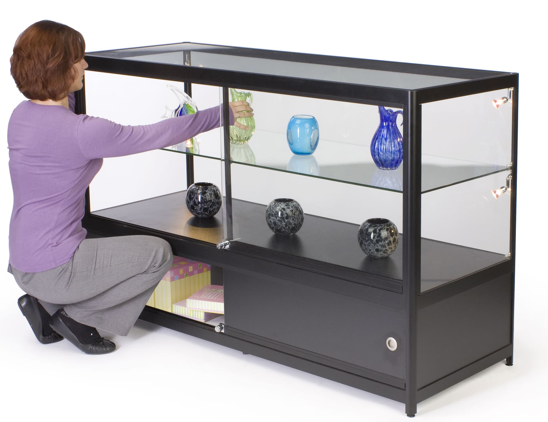 Cash Counters: Feature Locking Storage Base