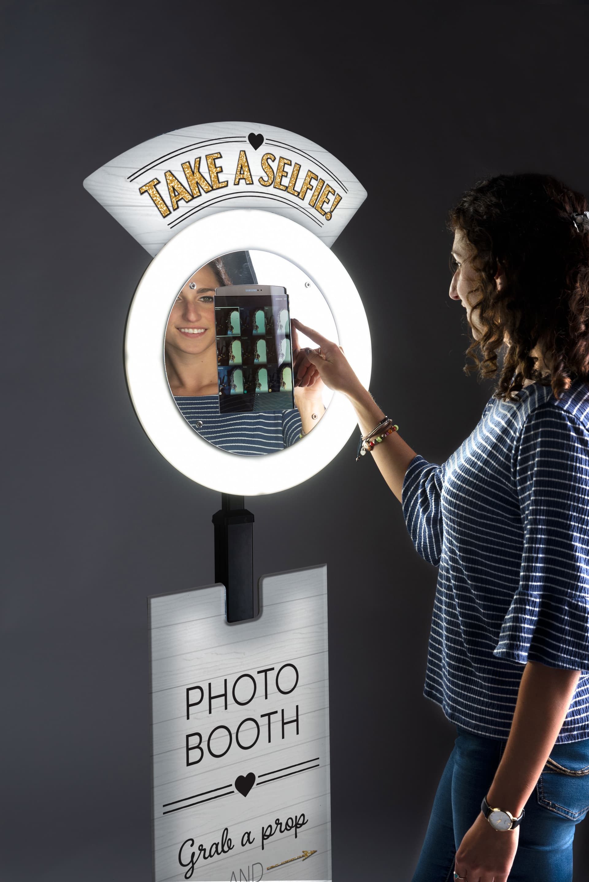 Promotional tablet selfie booth with dimmable and tiltable anti-theft enclosure 