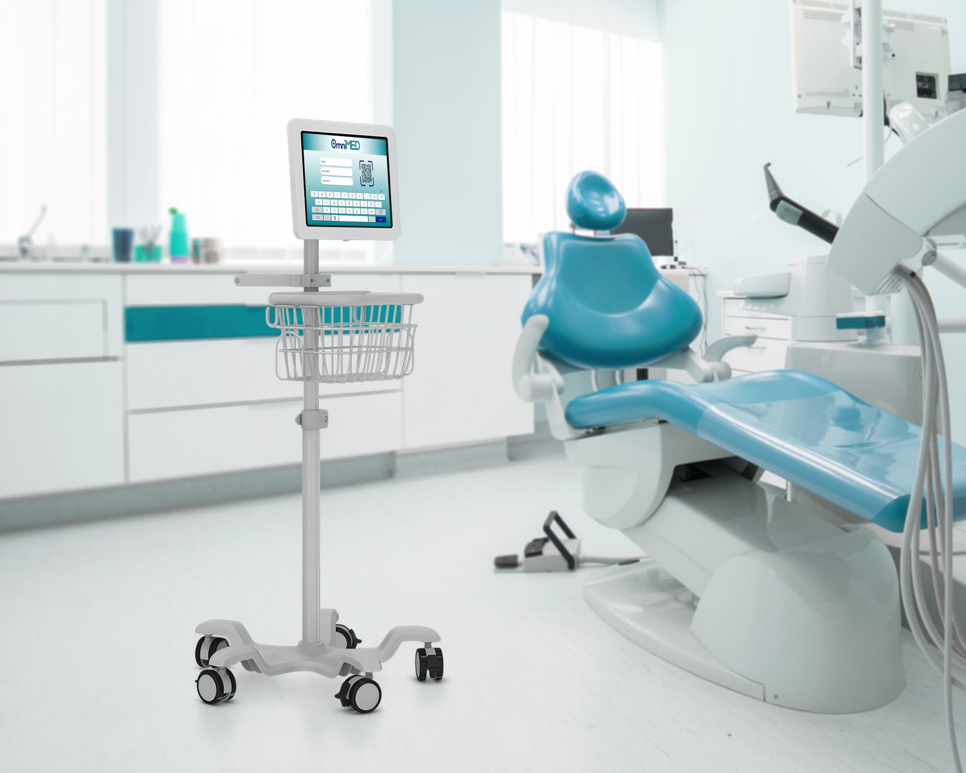 Medical tablet cart for Galaxy Tab being utilized in a dentist office