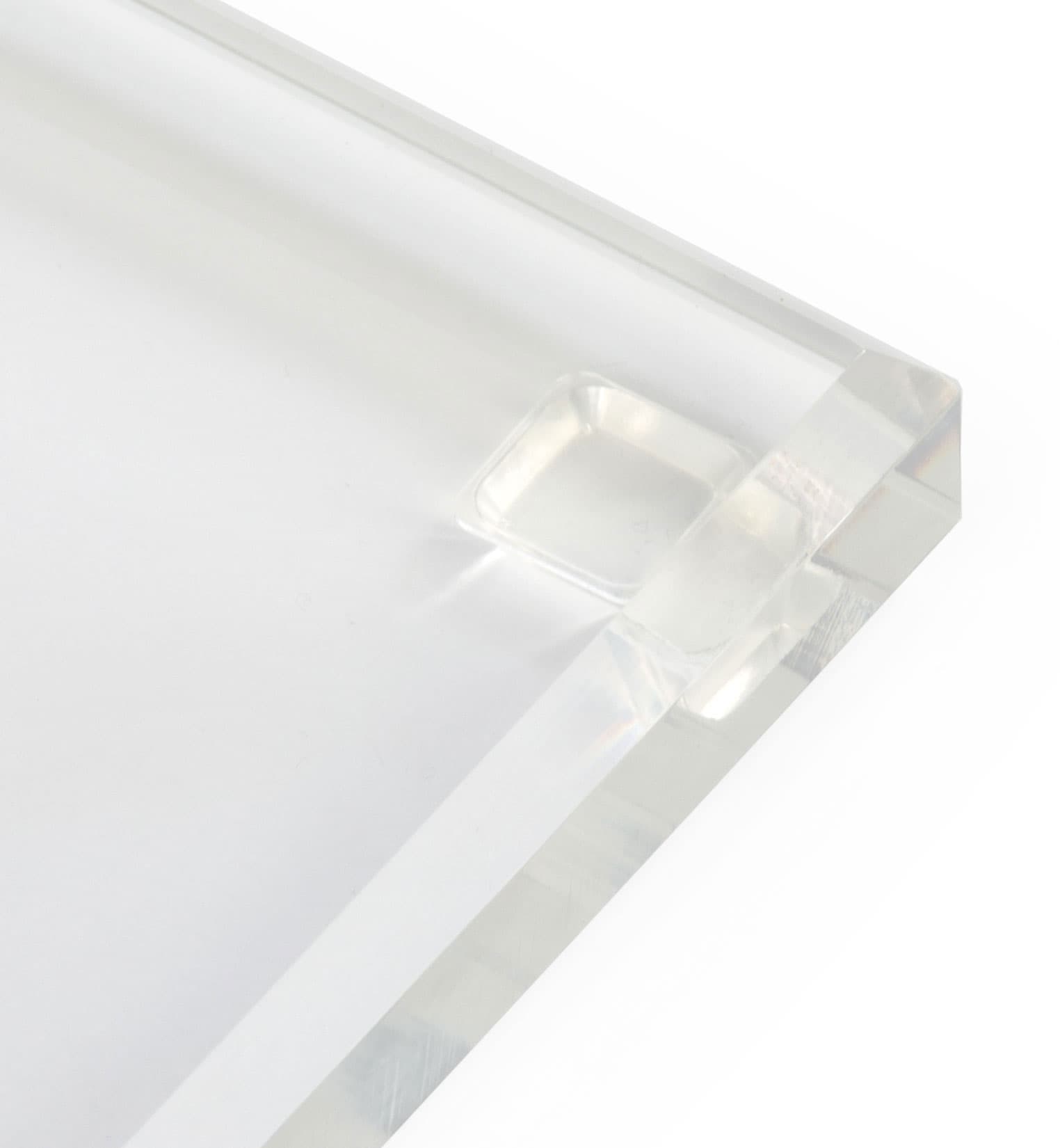Transparent Podium has Beveled Edge Base