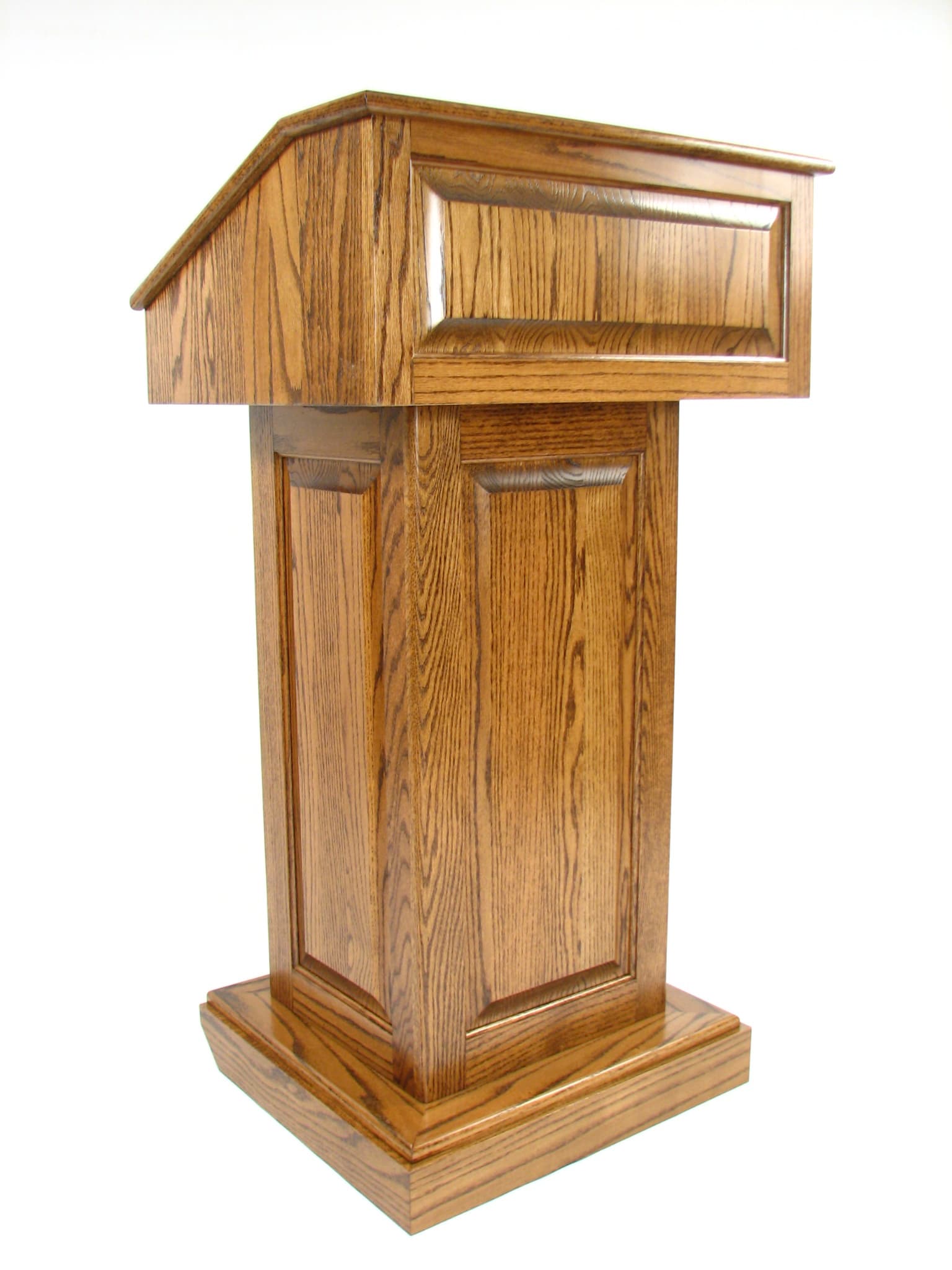 Oak podium