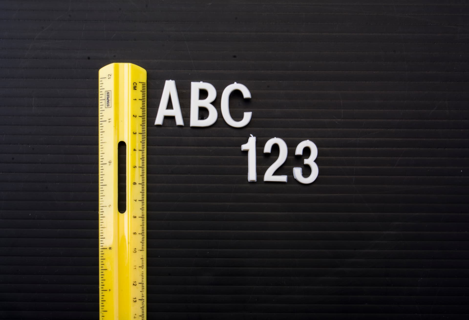 1" Helvetica Letters Include Tray
