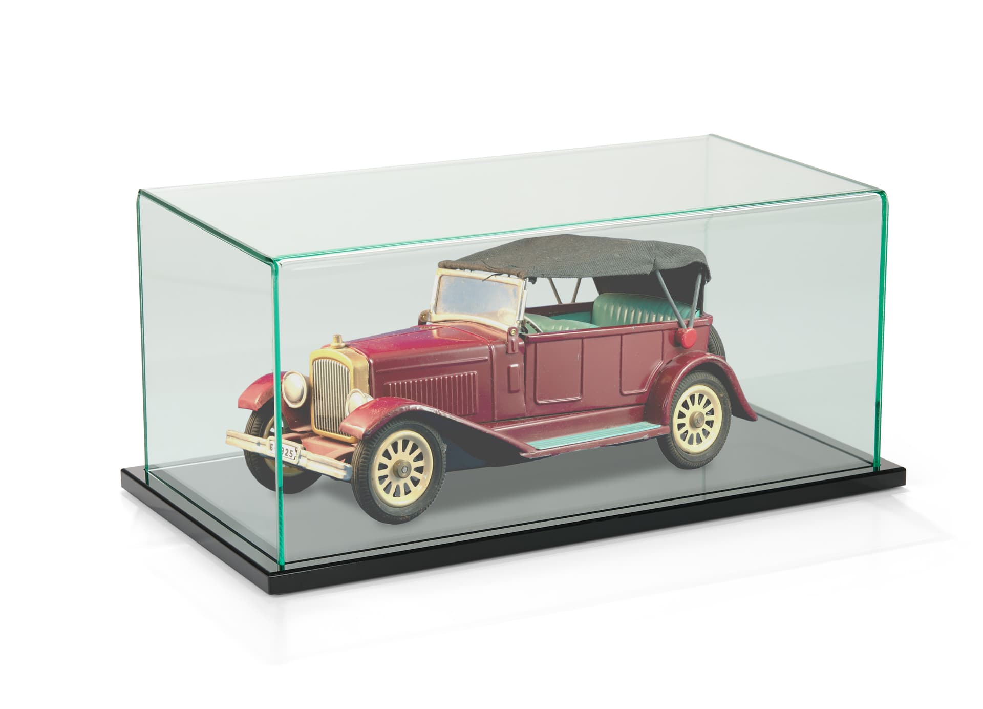 1:18 display case four countertop