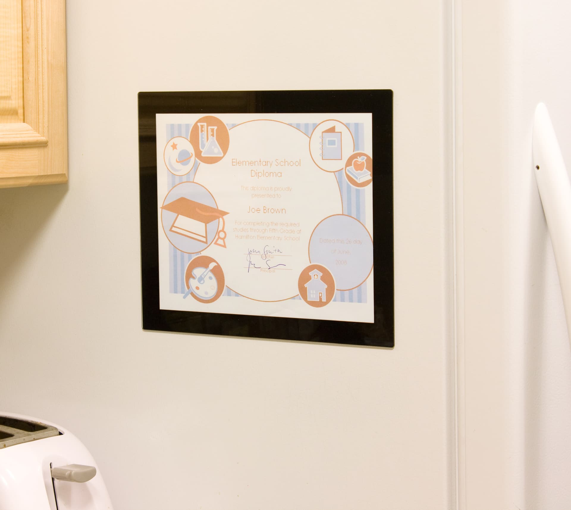magnetic frame