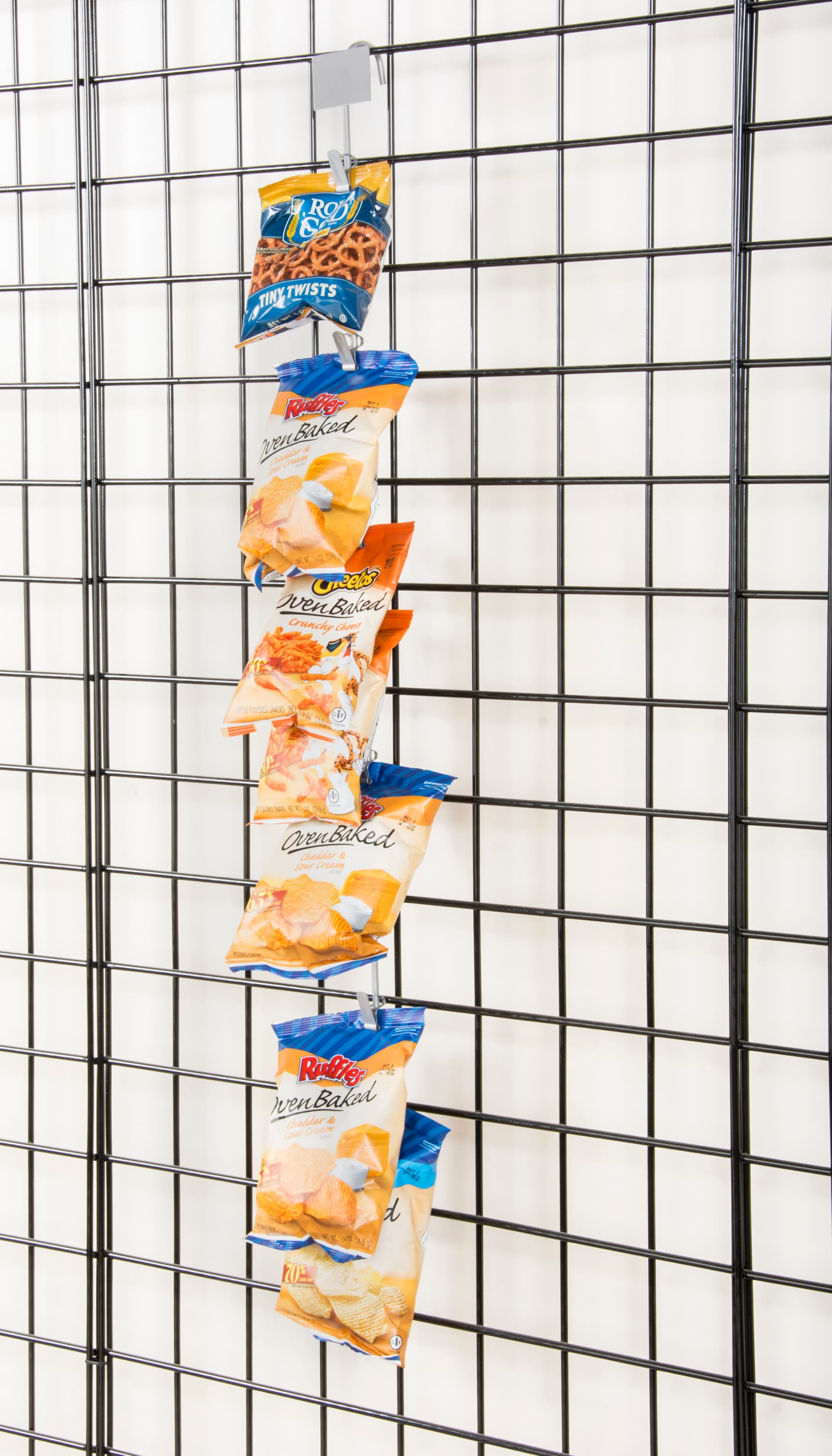 Hanging Clip Merchandisers | Set of 25 Strips | Displays2Go