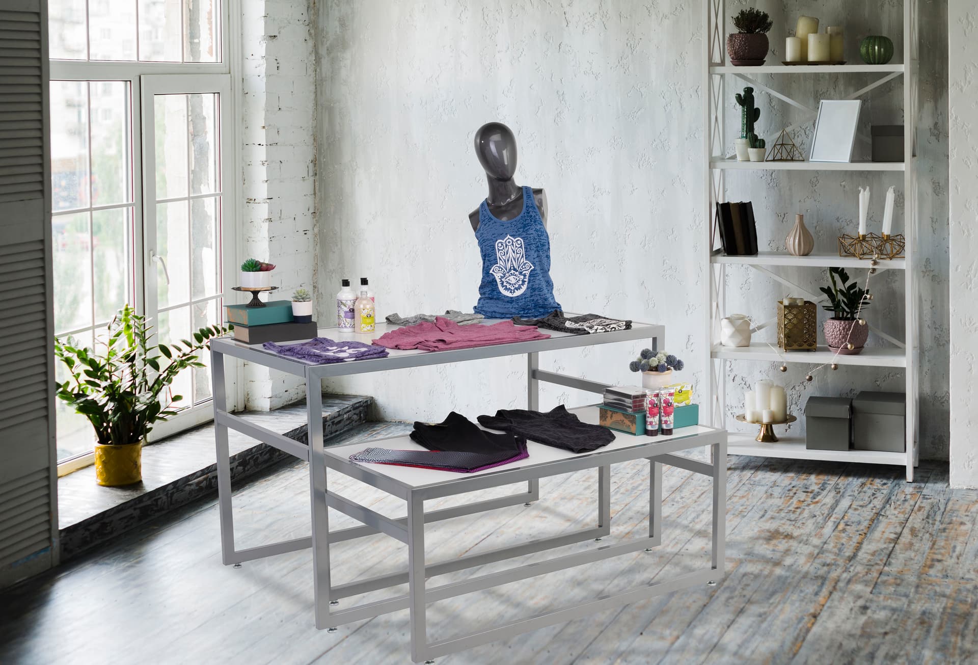 White nesting tables