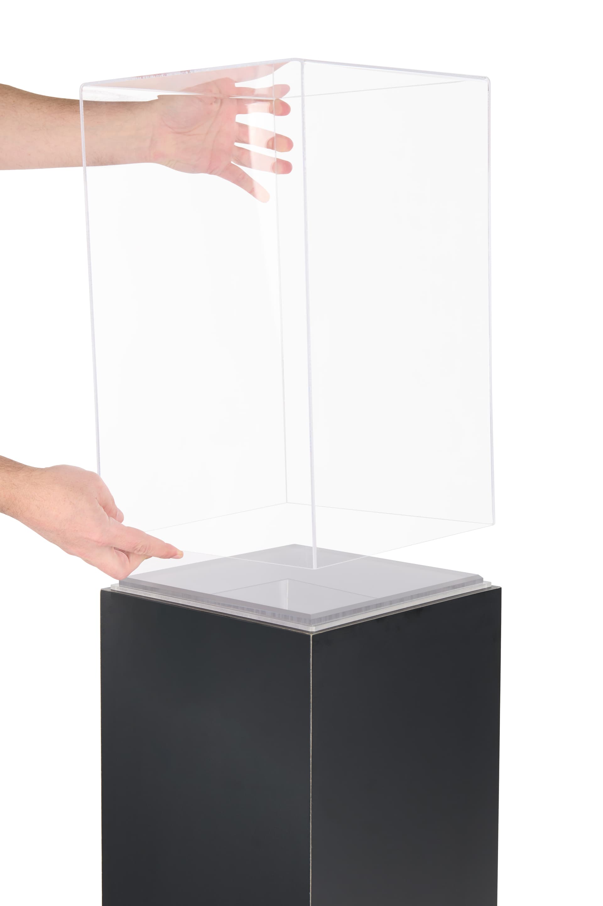Pedestal display case with acrylic cover with lift-off top