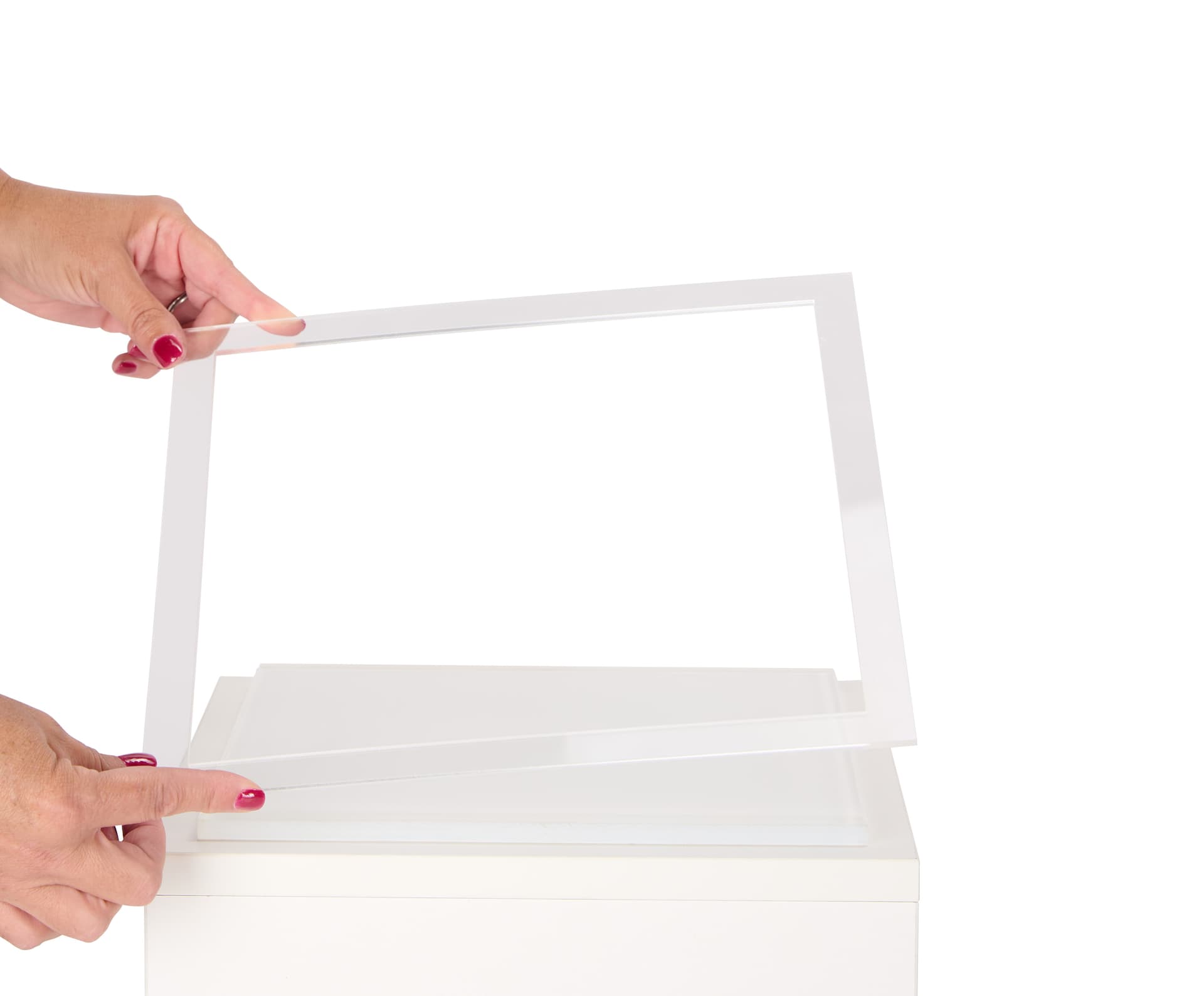 White display pedestal with acrylic spacer