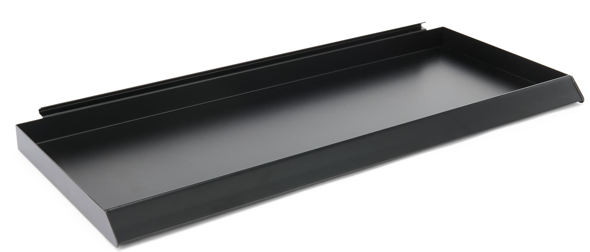 Slatwall shelf with weight capacity of 17 lbs. 