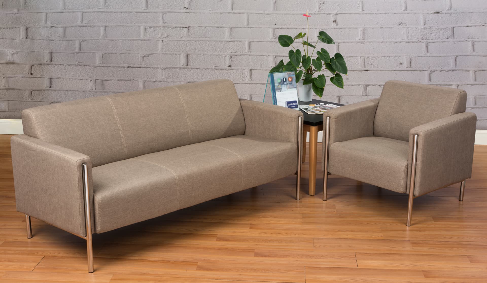 Stain Resistant Modern Reception Chair