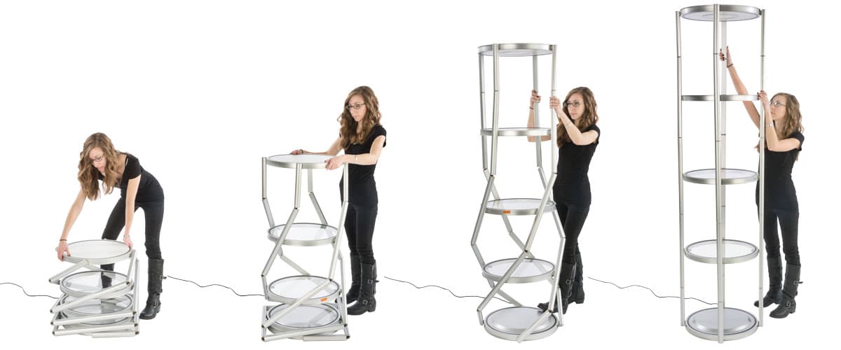 Pirouet portable collapsible showcase with flexible frame