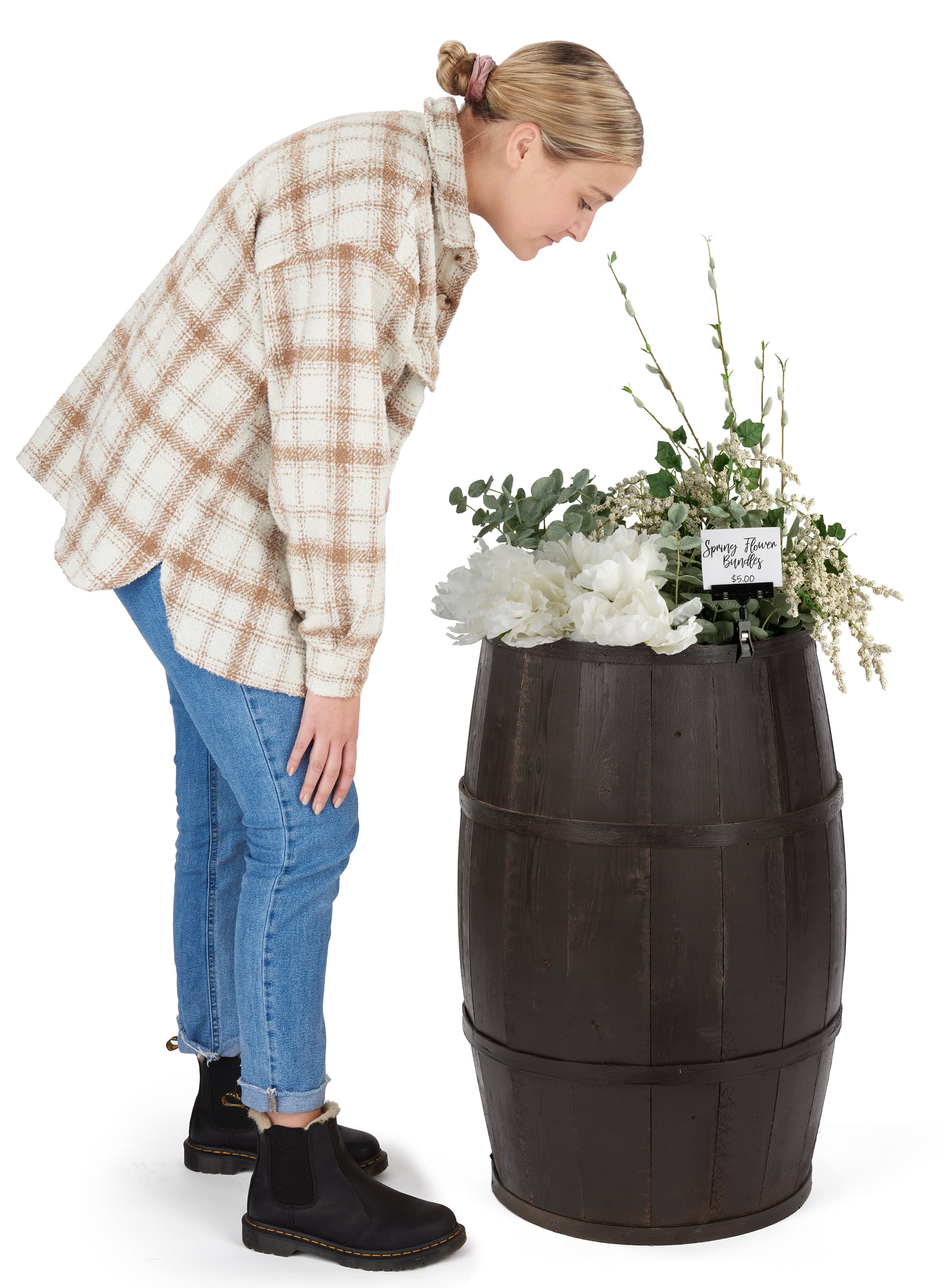 Wooden display barrel with overall height on 30 inches