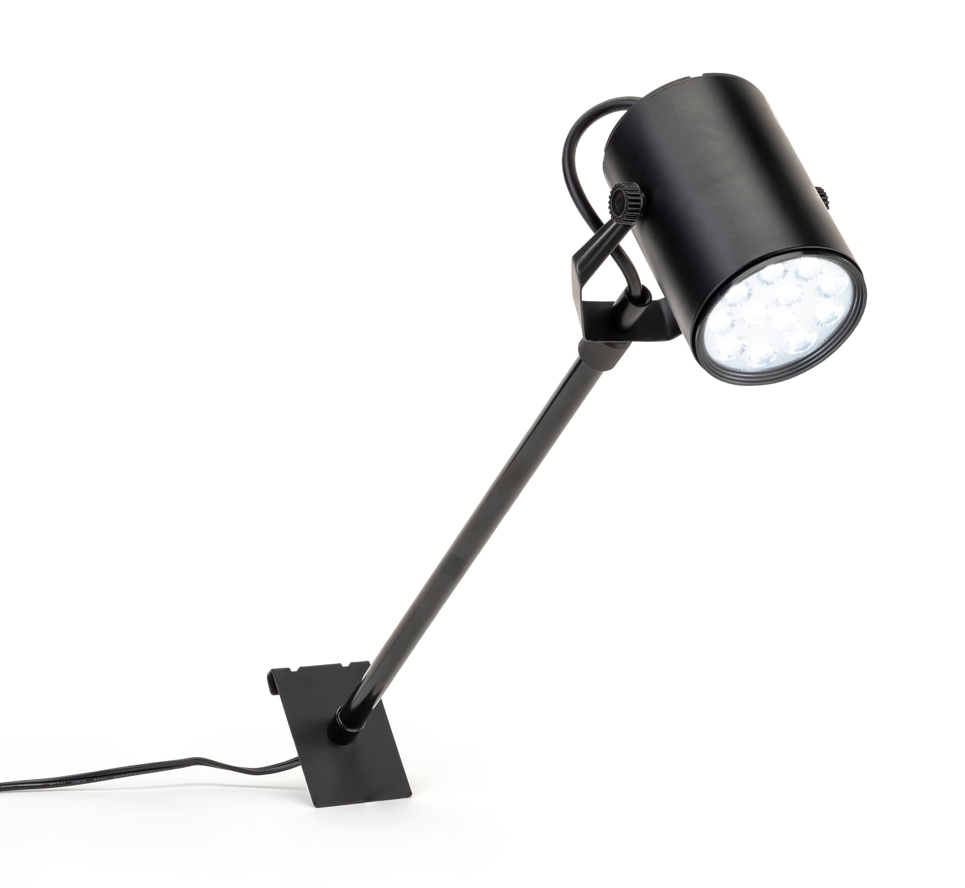 Gridwall lighting fixture with LED bulbs