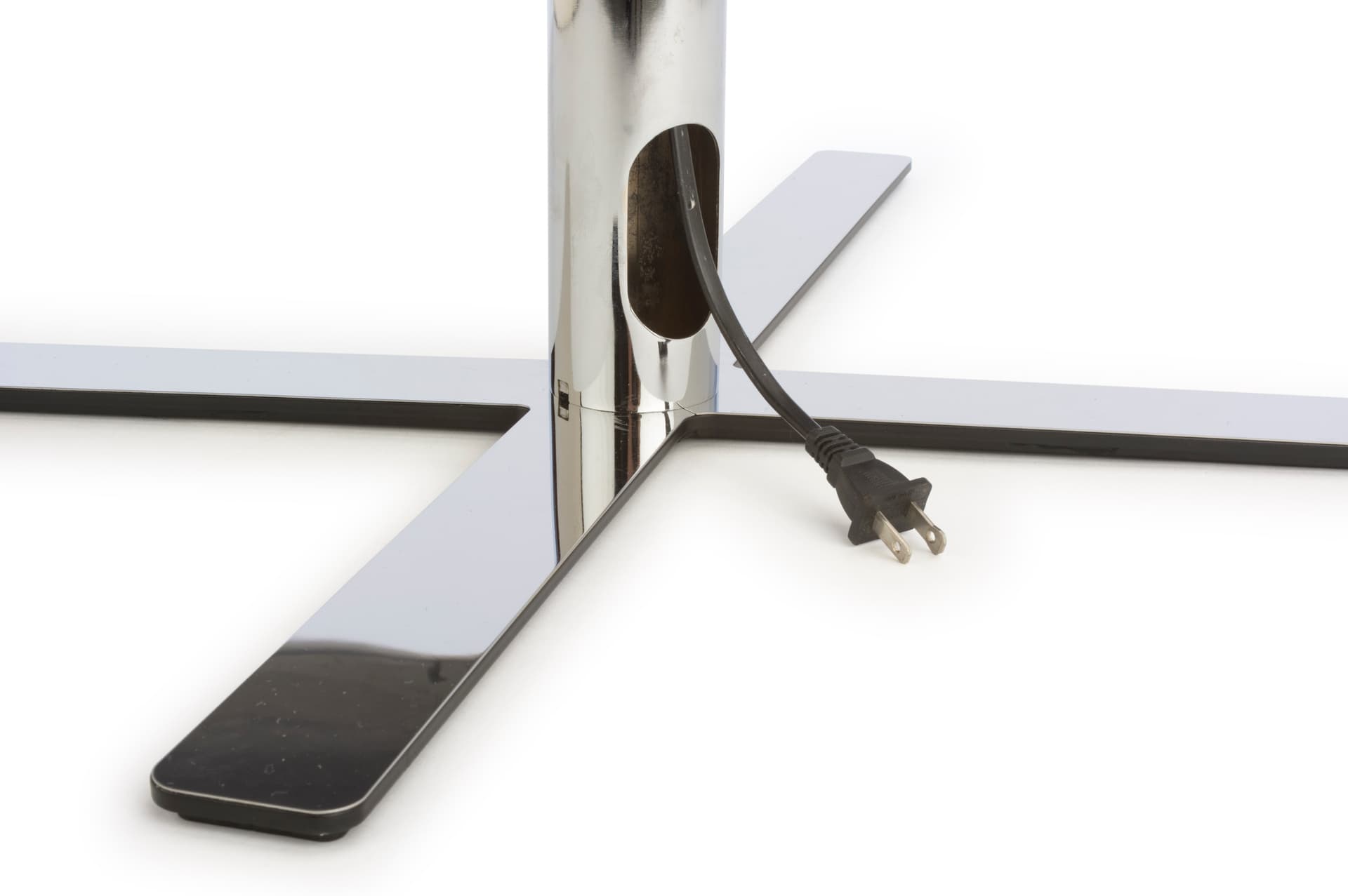 Organized Stainless Steel Plasma Stand