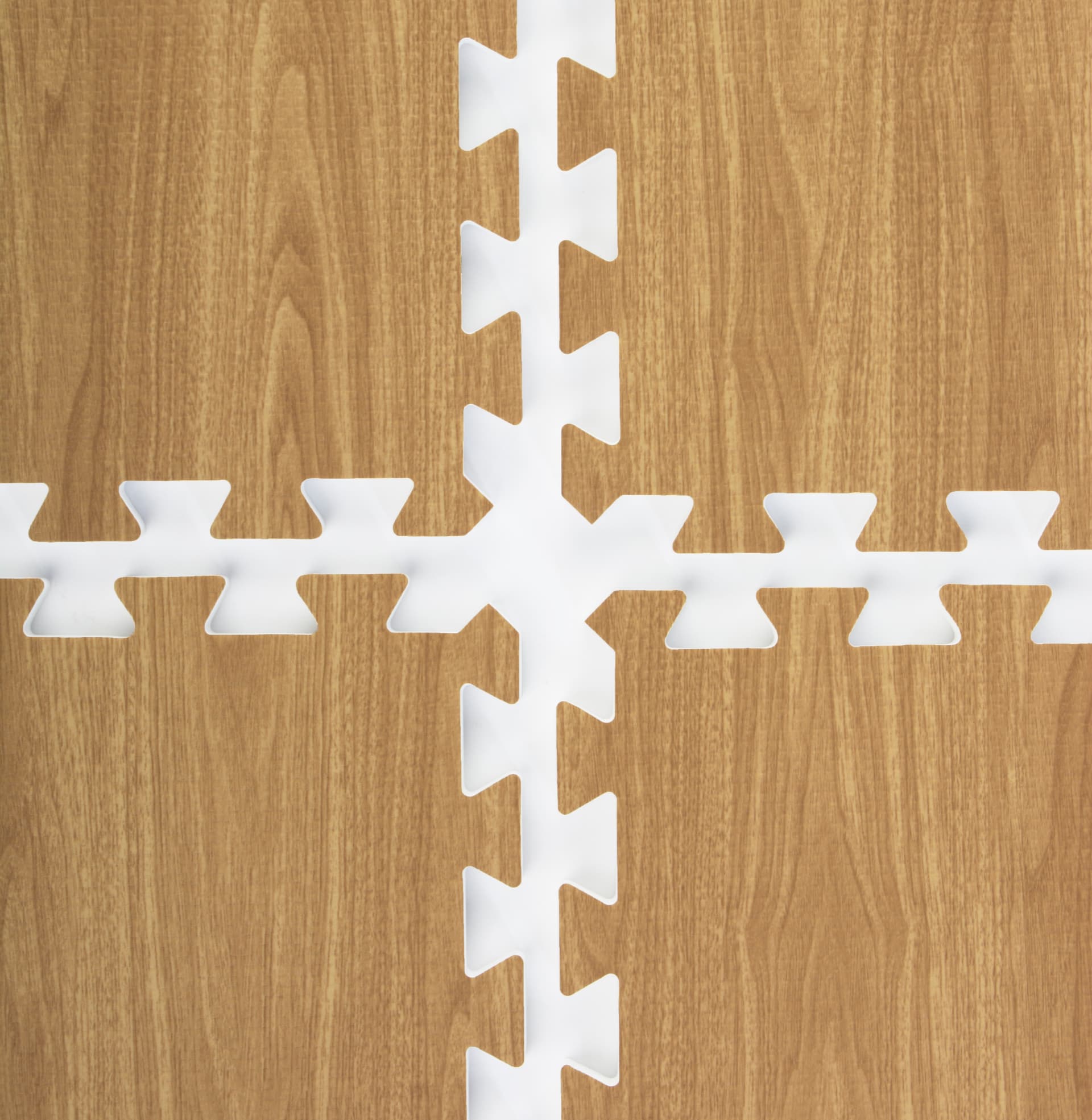 Light Oak Interlocking Wood Floor Mats, (26) 2' x 2' Tiles