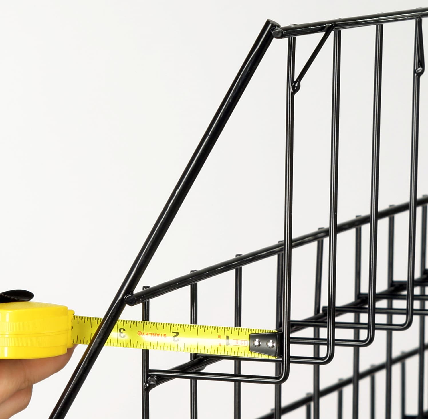 Wire stand with 2.5 inch deep pockets