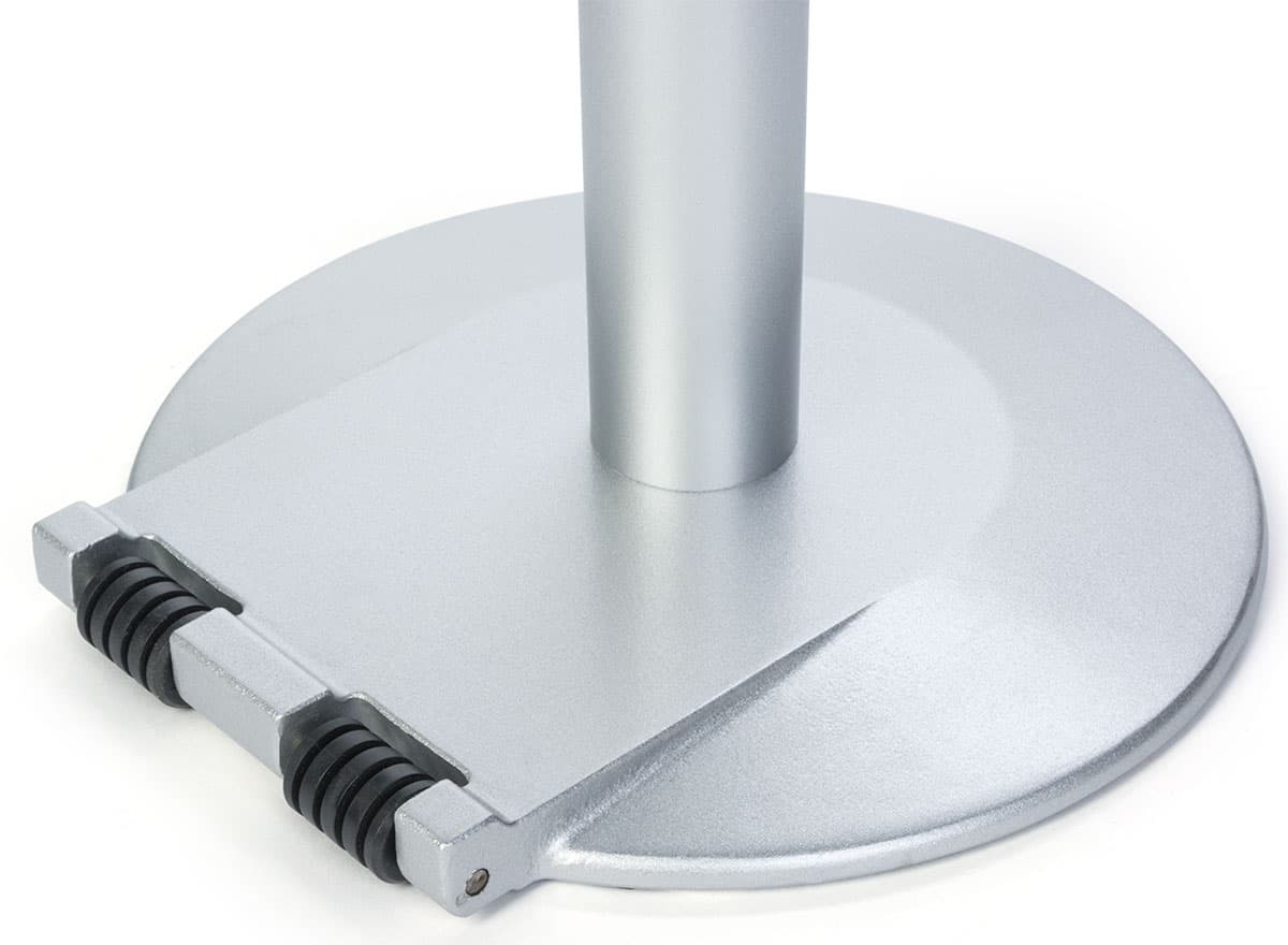 Belt Railing Belt Barriers | Built-In Wheels | Displays2Go